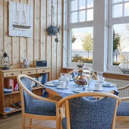 Weisses Roessl Seepferdchen Apartment Ostseebad Binz