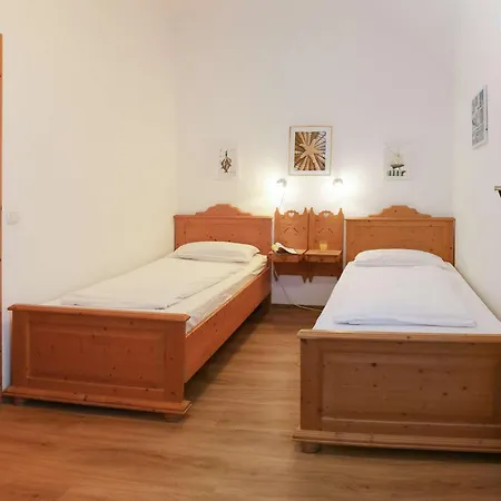 Apartment Weisses Roessl Seepferdchen Ostseebad Binz